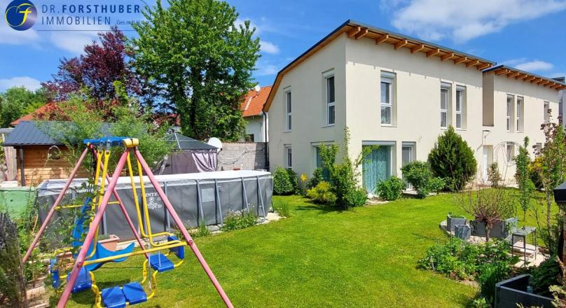 NEUWERTIGES DOPPELHAUS MIT ZWEI GETRENNTEN WOHNUNGEN IN GRÜNRUHELAGE