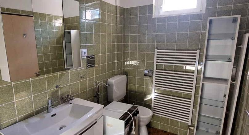 VERKAUFT - CHARMANTE EINZIMMERWOHNUNG MIT LOGGIA UND LIFT IN TOPRUHELAGE